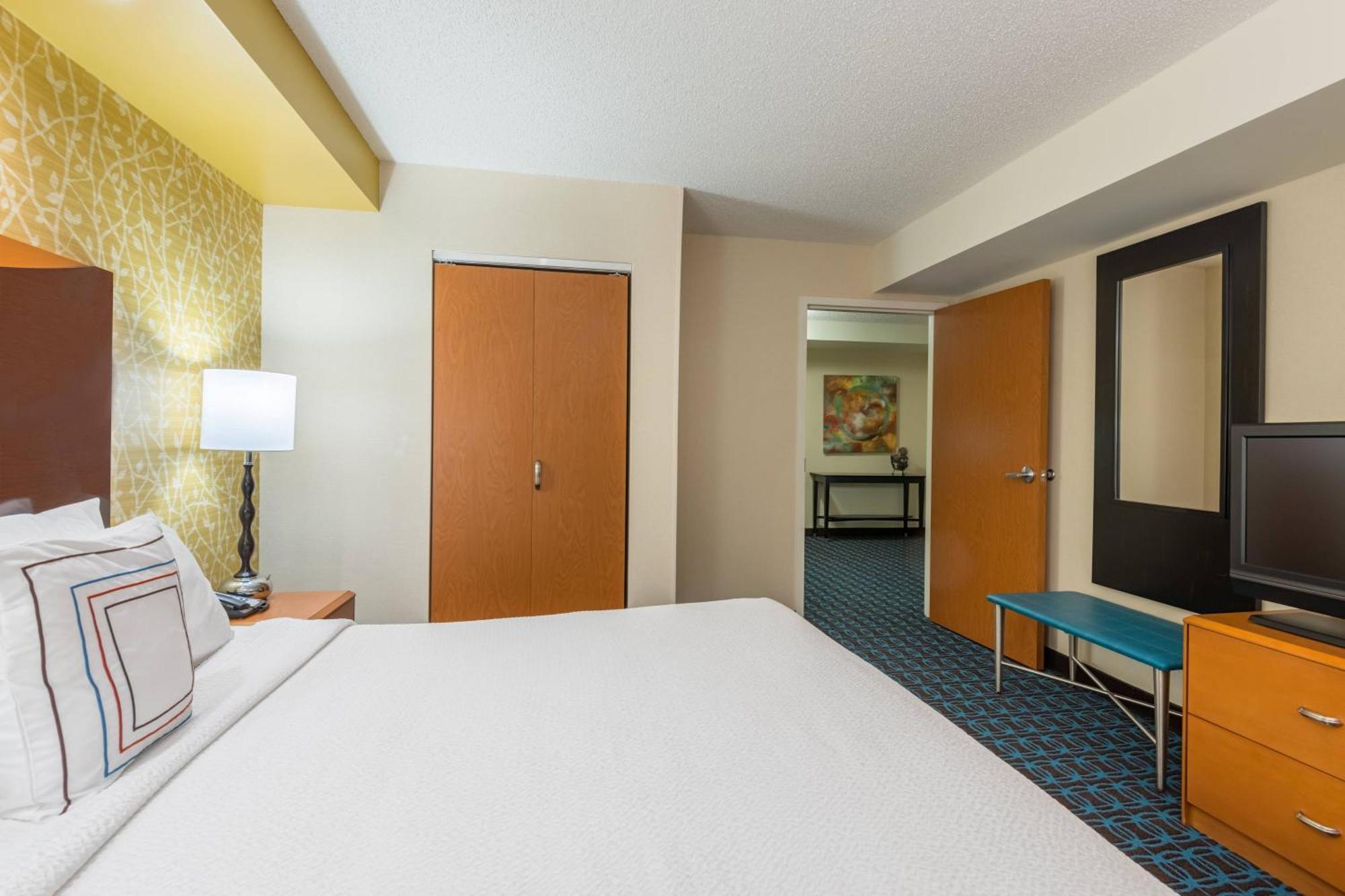 Fairfield Inn & Suites - Buffalo Airport Cheektowaga Exteriör bild
