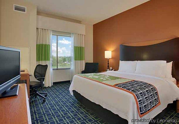Fairfield Inn & Suites - Buffalo Airport Cheektowaga Rum bild